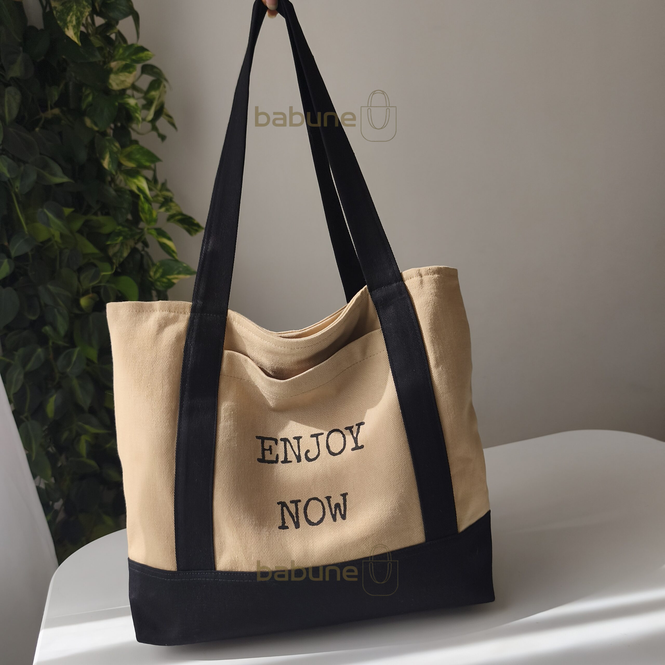 پارچه‌ای با اصالت (بدون استفاده از لایی)